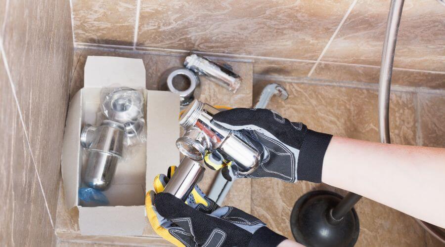 Expert Emergency Roof Repairs services in Kilbourne, LA